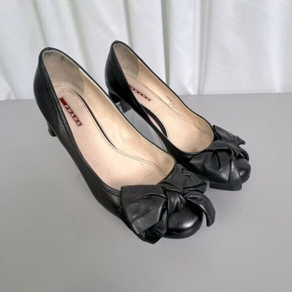 PRADA LEATHER BLOCK HEEL PUMPS WITH BOW BLACK SIZE 7 - Picture 1 of 11